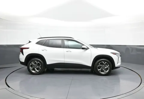 More photos of 2025 Chevrolet Trax LT at Acura of Brooklyn, NY