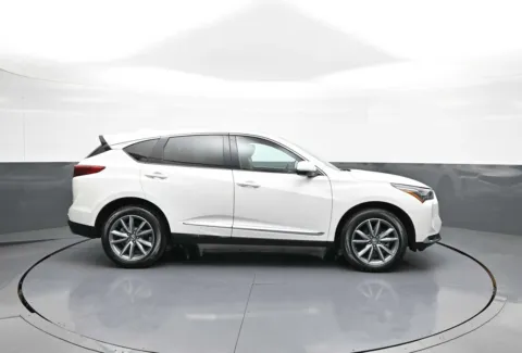 More photos of 2024 Acura RDX w/Technology Package at Acura of Brooklyn, NY