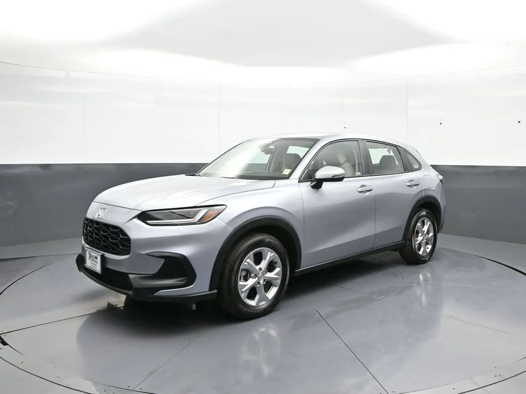Silver 2023 Honda HR-V LX for sale in Brooklyn, NY