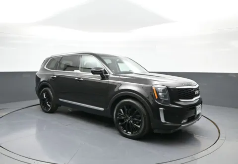 More photos of 2022 Kia Telluride SX at Acura of Brooklyn, NY