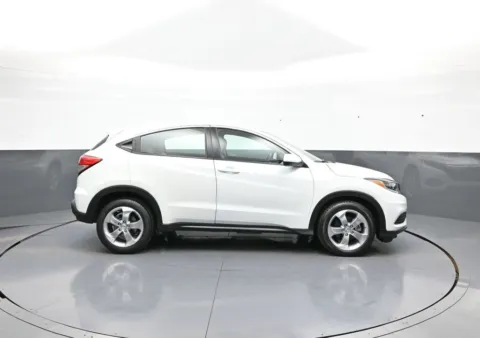 More photos of 2022 Honda HR-V LX at Acura of Brooklyn, NY