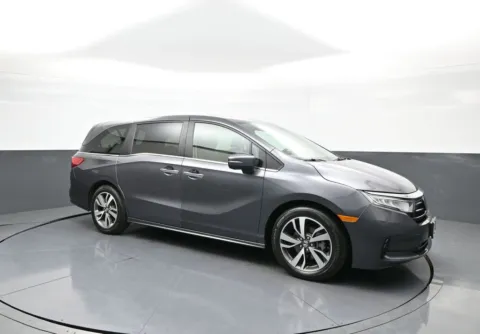 More photos of 2024 Honda Odyssey Touring at Acura of Brooklyn, NY