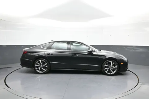 More photos of 2022 Hyundai Sonata SEL Plus at Acura of Brooklyn, NY