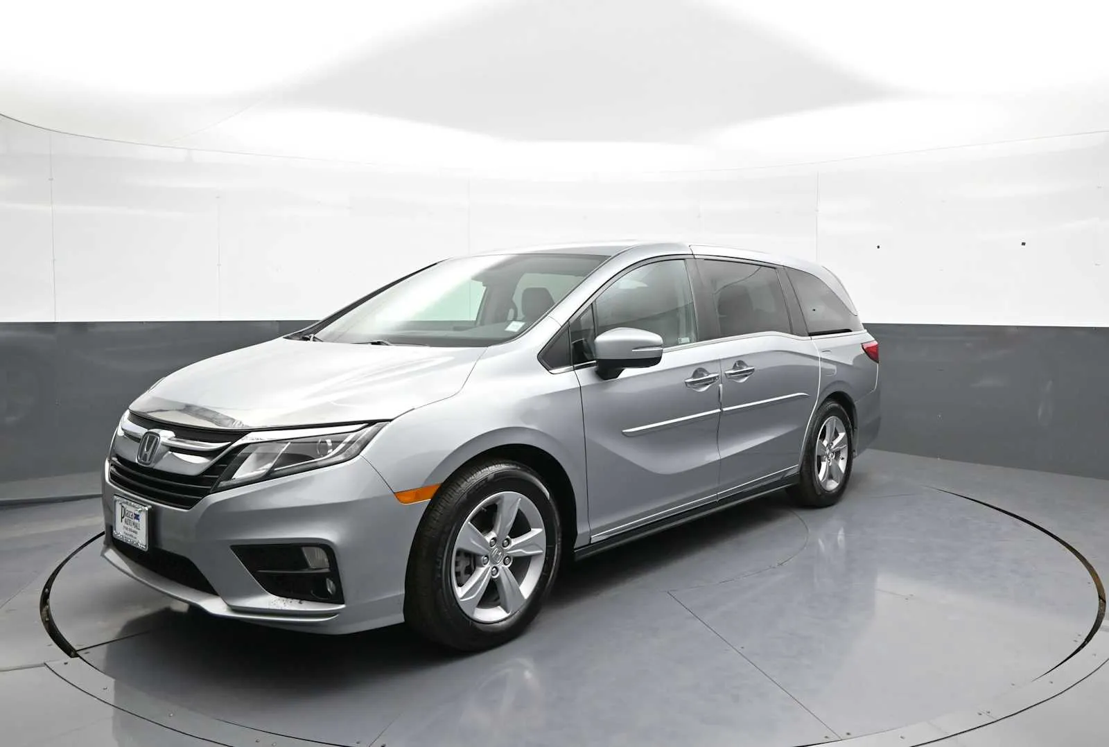 Silver 2019 Honda Odyssey EX-L w/Navi/RES for sale in Brooklyn, NY