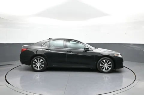 More photos of 2016 Acura TLX at Acura of Brooklyn, NY