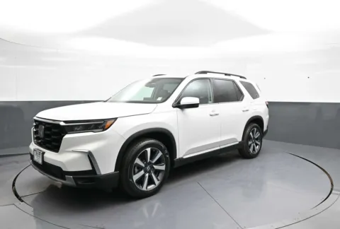 White 2024 Honda Pilot Touring for sale in Brooklyn, NY