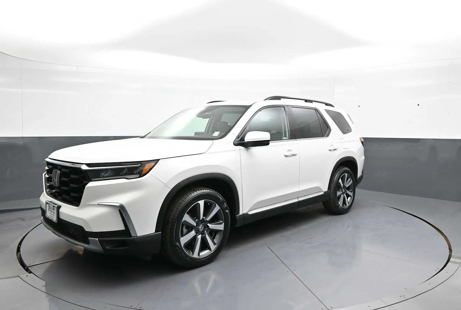 White 2024 Honda Pilot Touring for sale in Brooklyn, NY