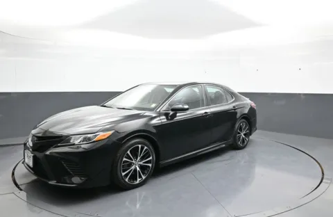 Black 2019 Toyota Camry SE for sale in Brooklyn, NY