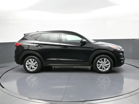More photos of 2021 Hyundai Tucson SE at Acura of Brooklyn, NY