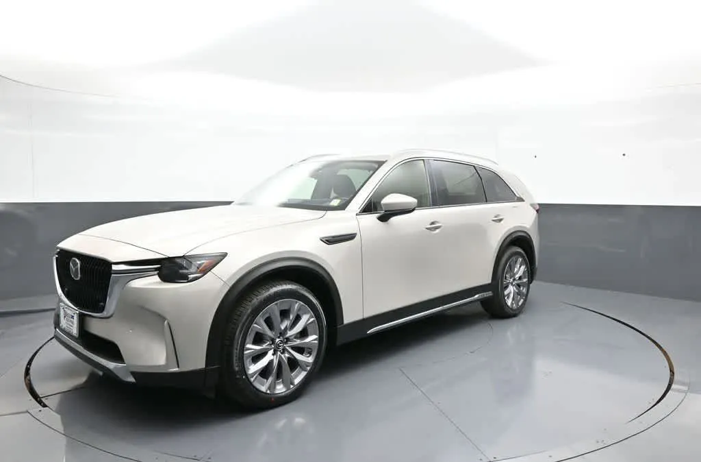 2024 Mazda CX-90