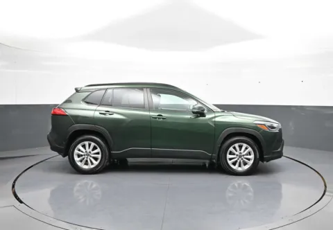More photos of 2022 Toyota Corolla Cross LE at Acura of Brooklyn, NY