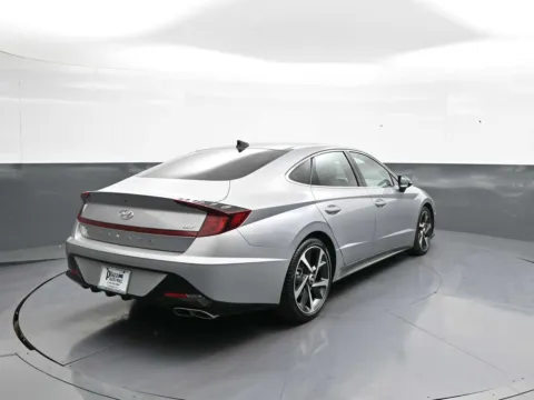 More photos of 2023 Hyundai Sonata SEL Plus at Acura of Brooklyn, NY