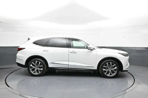More photos of 2024 Acura MDX w/Technology Package at Acura of Brooklyn, NY
