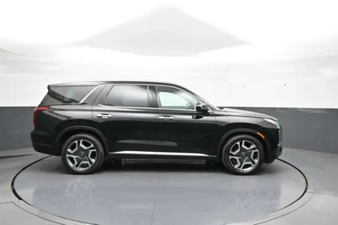More photos of 2023 Hyundai Palisade SEL at Acura of Brooklyn, NY