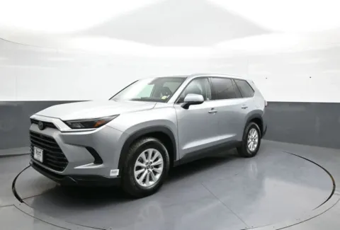 Silver 2025 Toyota Grand Highlander XLE for sale in Brooklyn, NY