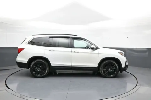 More photos of 2021 Honda Pilot Special Edition at Acura of Brooklyn, NY
