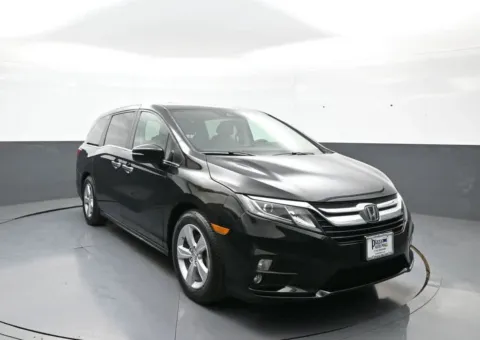 Another view of 2019 Honda Odyssey EX-L for sale in Brooklyn, NY at Acura of Brooklyn