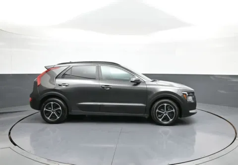 More photos of 2025 Kia Niro Plug-In Hybrid EX at Acura of Brooklyn, NY