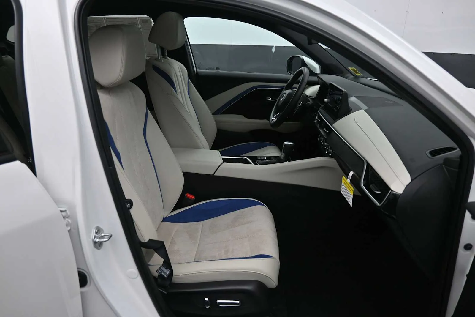 2025 Acura ADX A-Spec Package - Photo 25