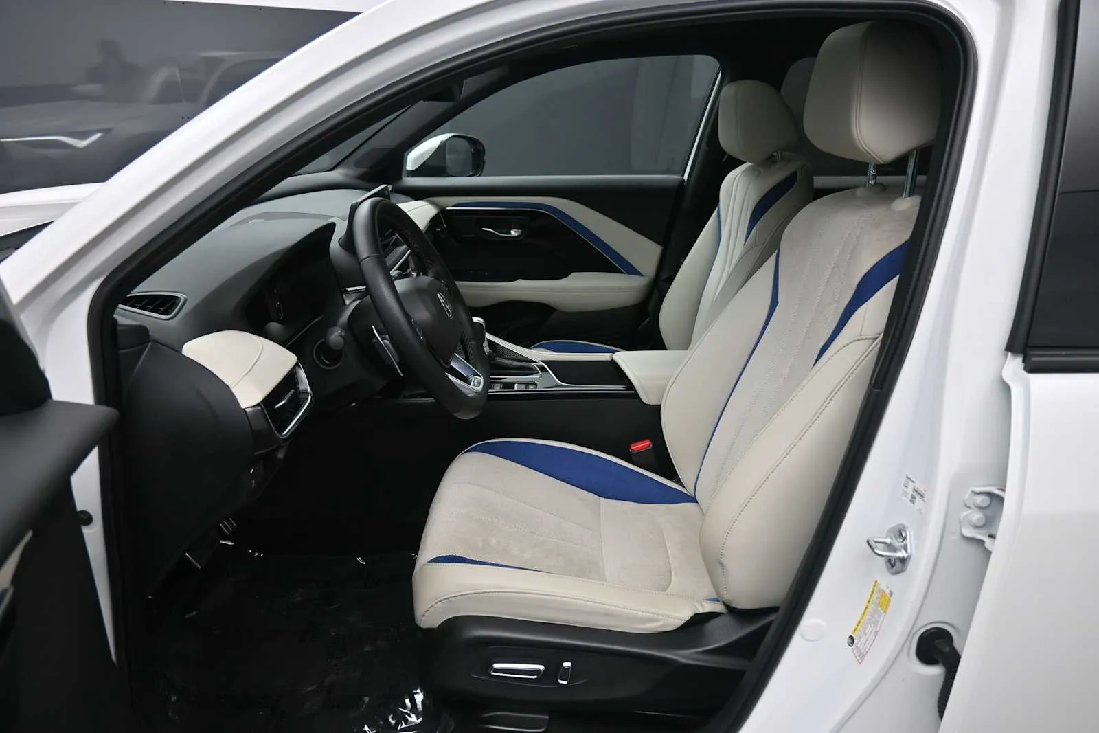 2025 Acura ADX A-Spec Package - Photo 19