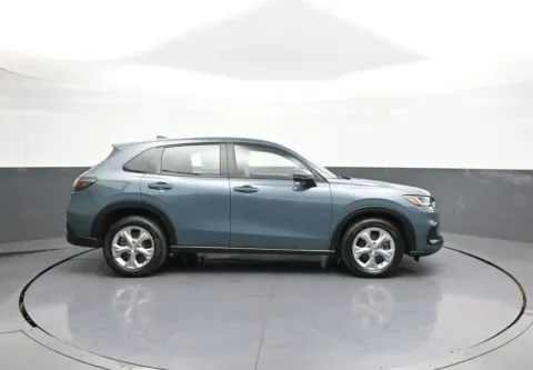 More photos of 2025 Honda HR-V LX at Acura of Brooklyn, NY