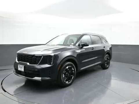 Gray 2025 Kia Sorento S for sale in Brooklyn, NY