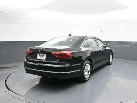 More photos of 2018 Volkswagen Passat 2.0T S at Acura of Brooklyn, NY