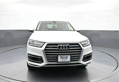 Photos of 2019 Audi Q7 SE Premium for sale in Brooklyn, NY at Acura of Brooklyn