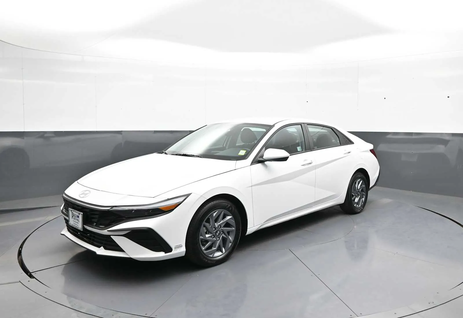 White 2024 Hyundai Elantra SEL for sale in Brooklyn, NY