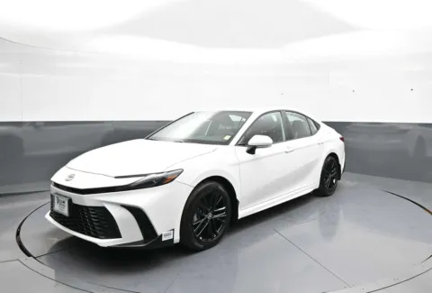 White 2025 Toyota Camry SE for sale in Brooklyn, NY