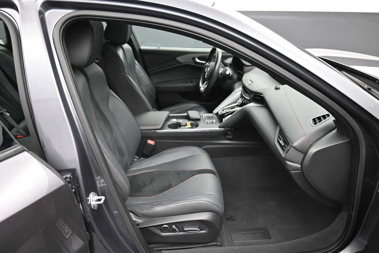 2023 Acura TLX A-SPEC Package - Photo 25