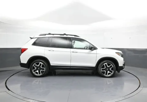 More photos of 2022 Honda Passport Elite at Acura of Brooklyn, NY