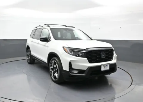 Another view of 2022 Honda Passport Elite for sale in Brooklyn, NY at Acura of Brooklyn