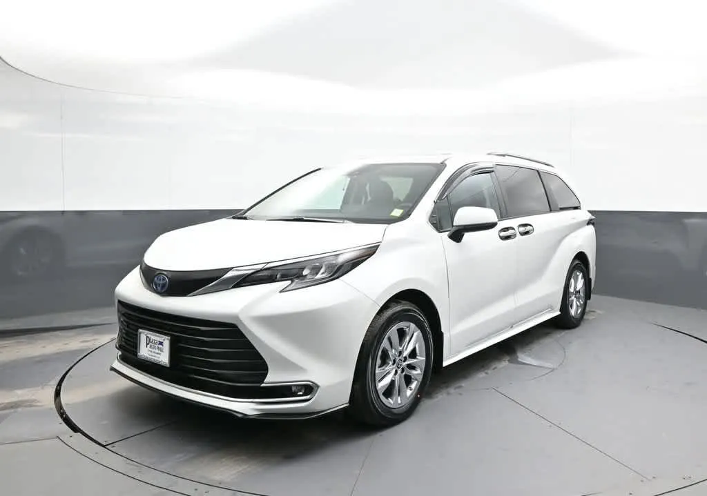 2024 Toyota Sienna