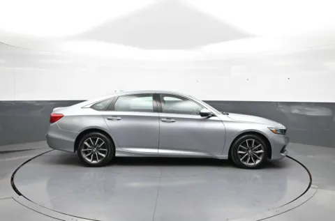 More photos of 2022 Honda Accord EX-L at Acura of Brooklyn, NY