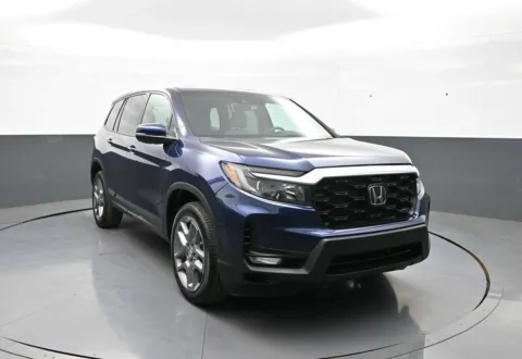 Photos of 2023 Honda Passport EX-L for sale in Brooklyn, NY at Acura of Brooklyn