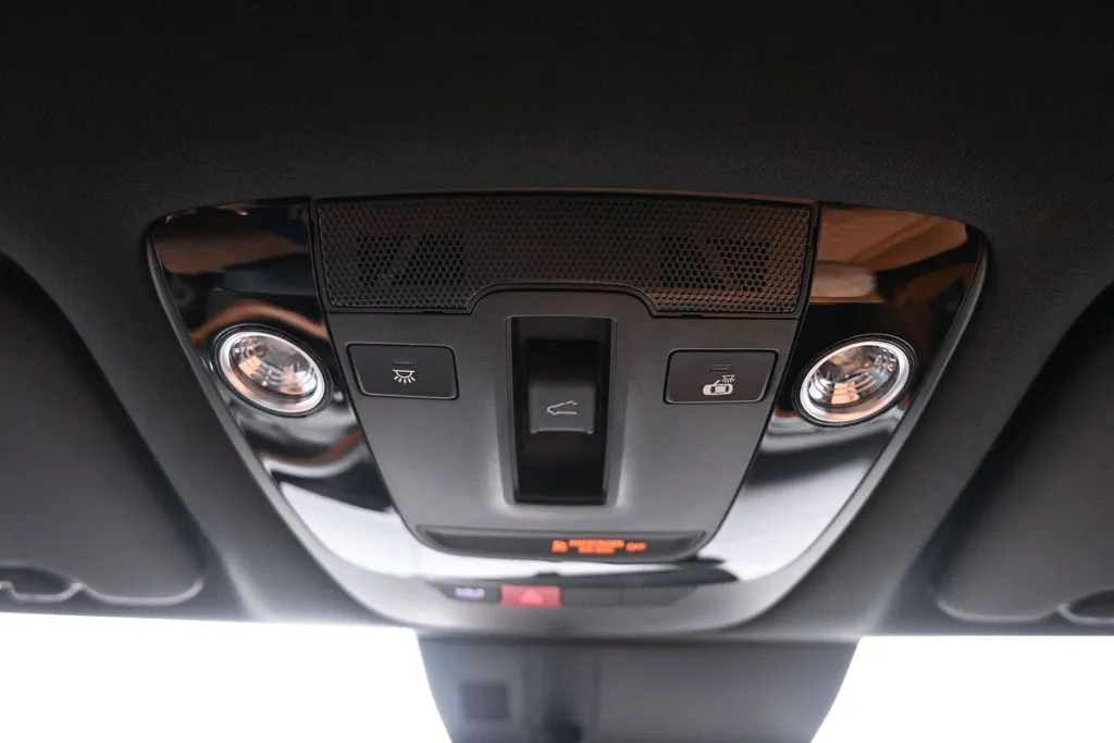 2026 Kia Sportage X-Line - Photo 17