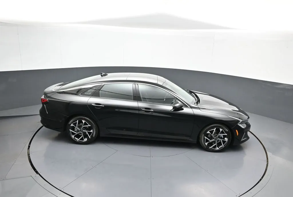2026 Kia K5 EX - Photo 37