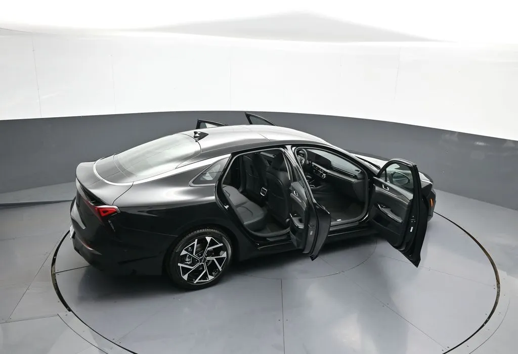2026 Kia K5 EX - Photo 45