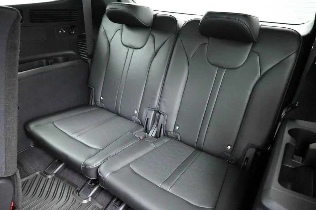 2026 Kia Sorento EX - Photo 20