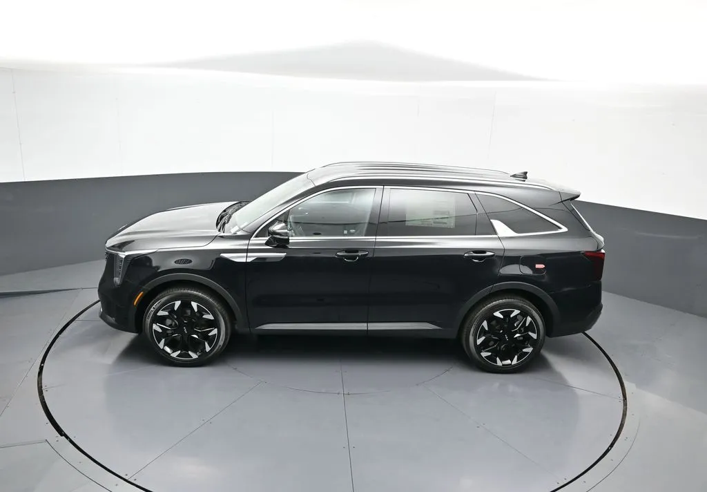 2026 Kia Sorento EX - Photo 42