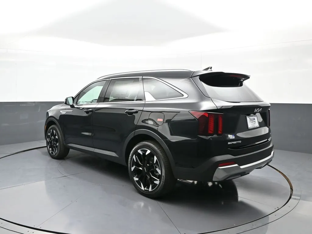 2026 Kia Sorento EX - Photo 8