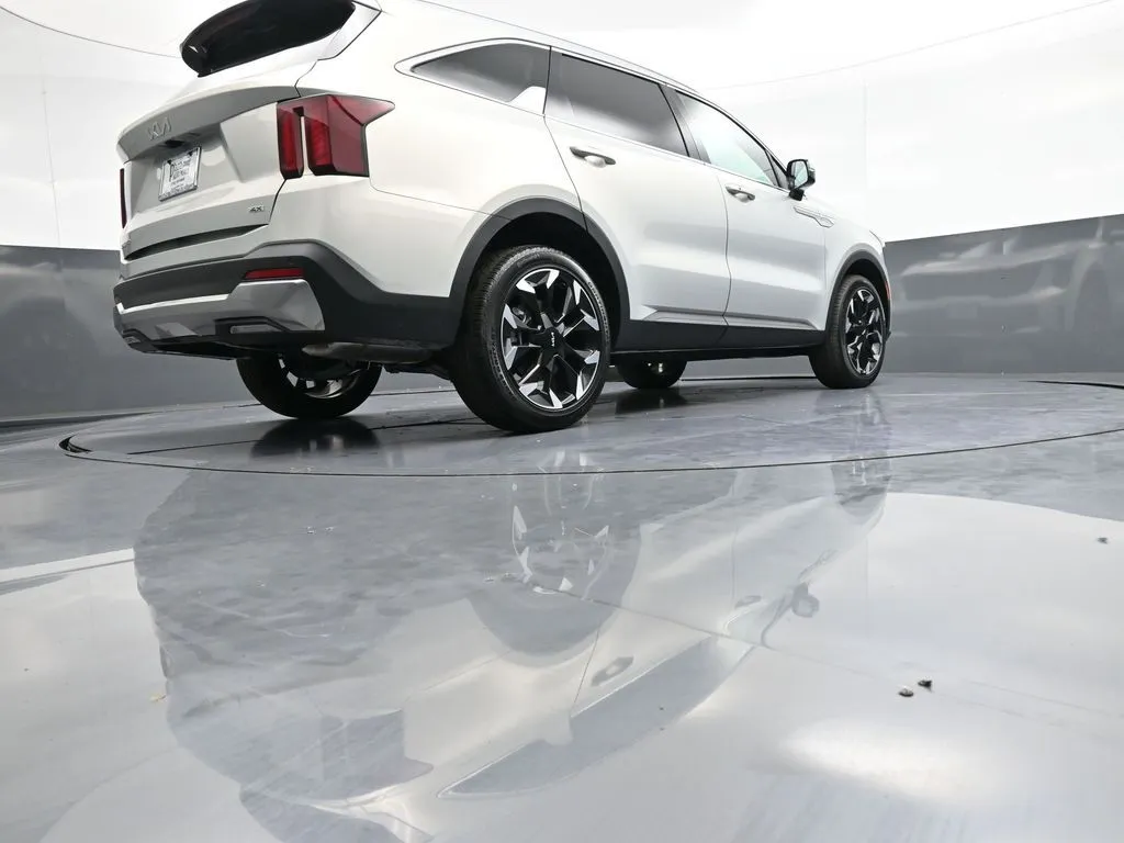 2026 Kia Sorento EX - Photo 31