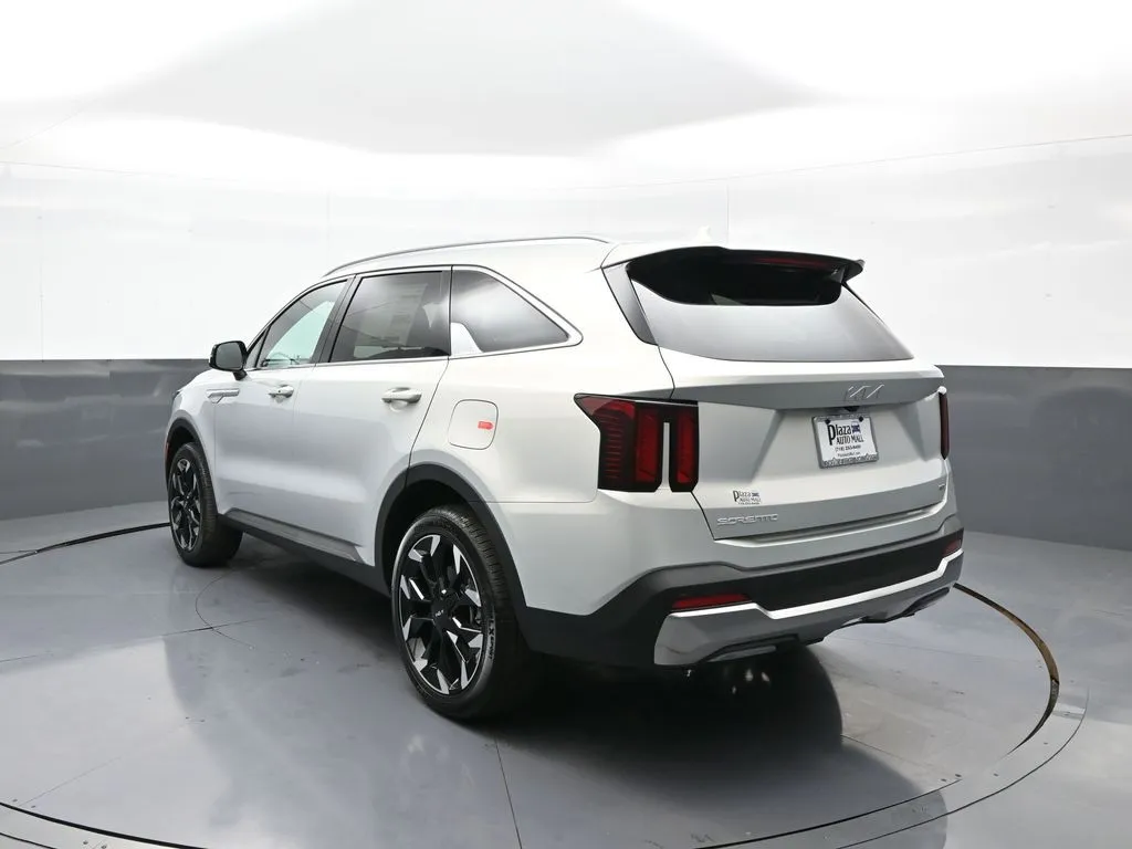 2026 Kia Sorento EX - Photo 8