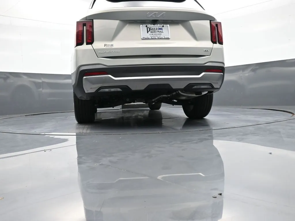 2026 Kia Sorento EX - Photo 32