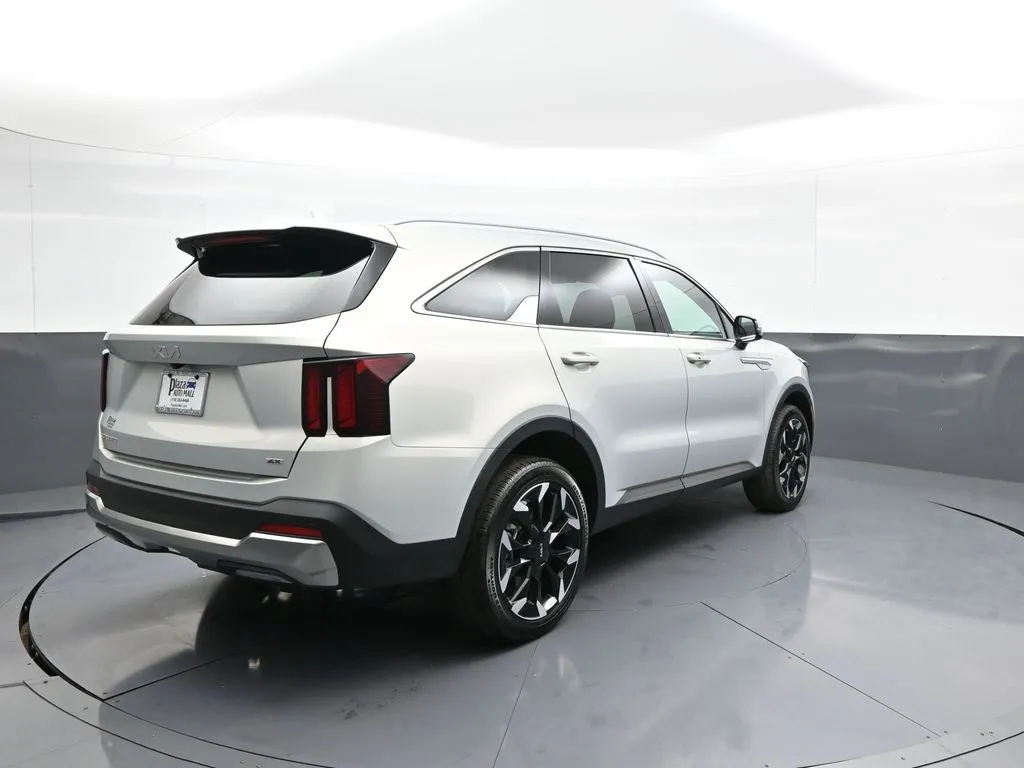 2026 Kia Sorento EX - Photo 6