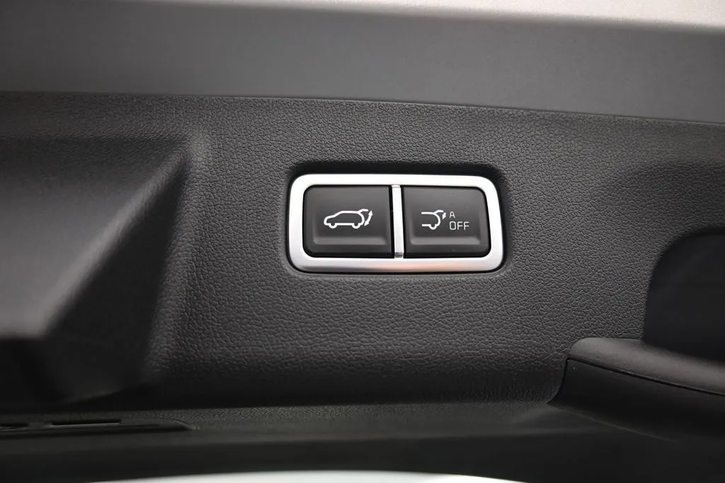 2026 Kia Sorento EX - Photo 23
