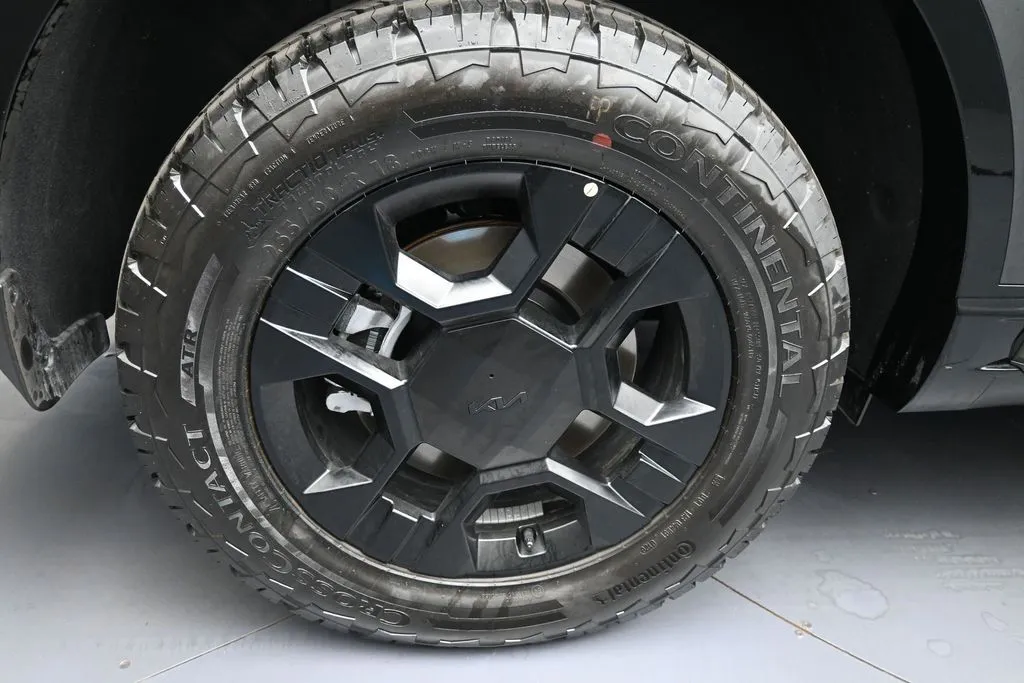 2027 Kia Telluride X-Pro SX Prestige - Photo 12