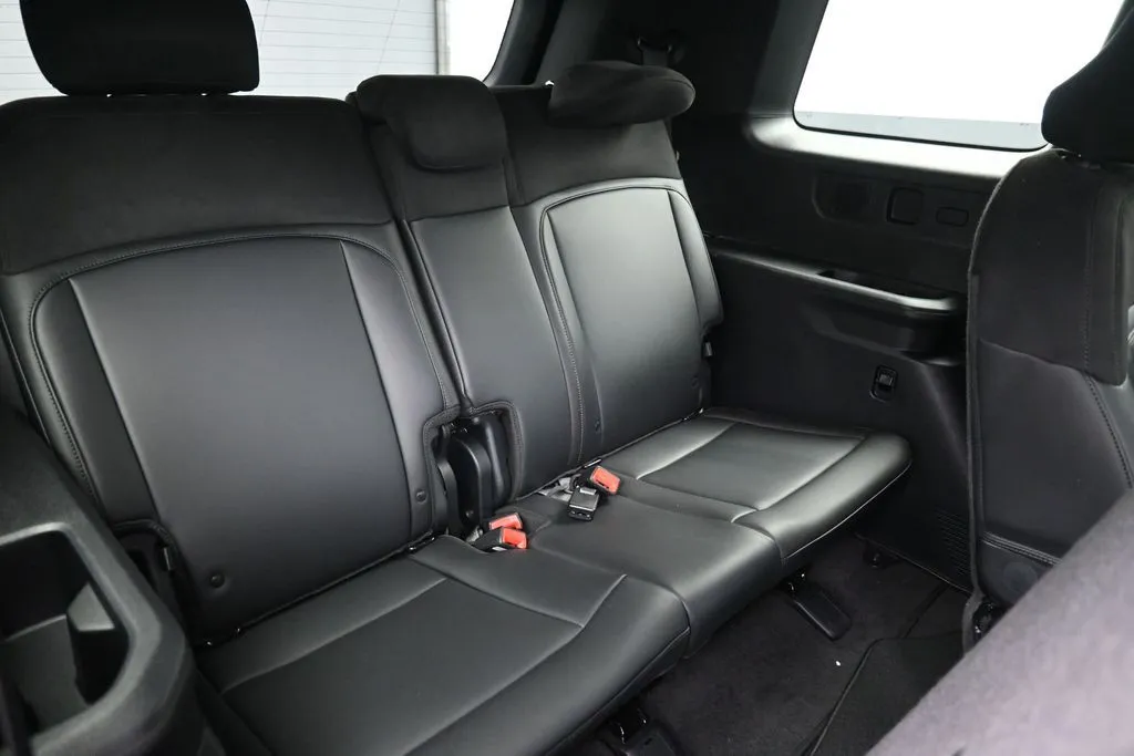 2027 Kia Telluride X-Pro SX Prestige - Photo 25