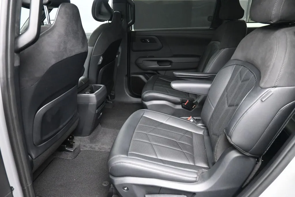 2027 Kia Telluride X-Pro SX Prestige - Photo 22